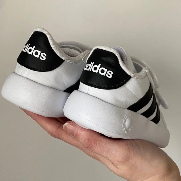 Adidas Toddler Grand Court 2.0 Sneaker - Picture 4 of 10
